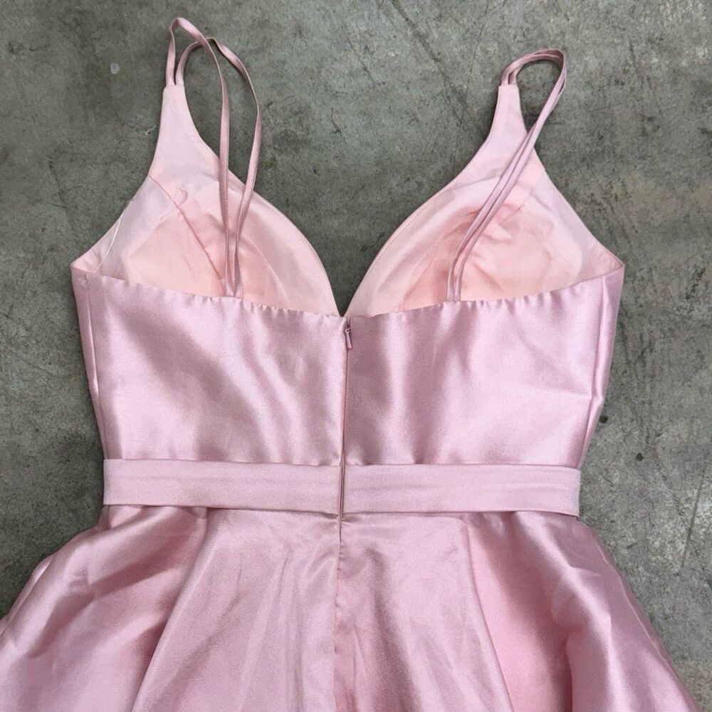 Sherri Hill eyelet lace satin coquette pink plunge neck prom homecoming dress - Picture 9 of 9